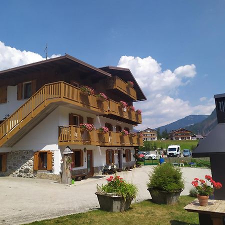Residence Marmolada Рокка-П'єторе Екстер'єр фото