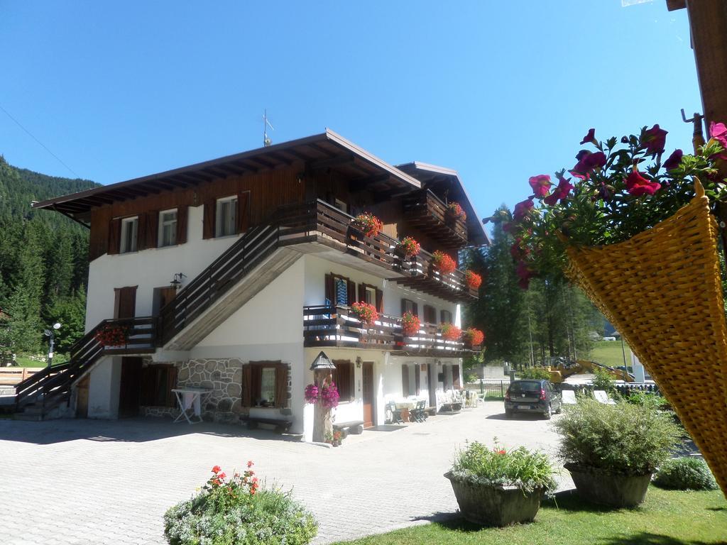 Residence Marmolada Рокка-П'єторе Екстер'єр фото