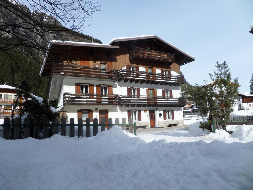 Residence Marmolada Рокка-П'єторе Екстер'єр фото